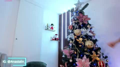 Ana Stalin online show from December 3, 10:30 pm