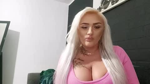 Snapshot of anastasiaamore chatting on September 25, 9:40 pm AnastasiaAmore online show from September 25, 9:40 pm