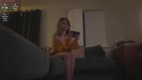 Snapshot of anastasiapocky chatting on March 15, 2:06 am Anastasia online show from March 15, 2:06 am