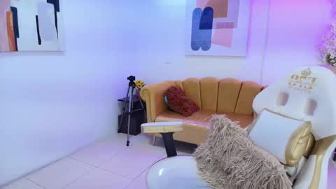 Snapshot of anastasiia_rouse chatting on October 19, 6:58 am Anastasia online show from October 19, 6:58 am