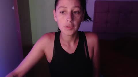 Snapshot of anasweet_69 chatting on December 5, 11:07 pm ANA online show from December 5, 11:07 pm