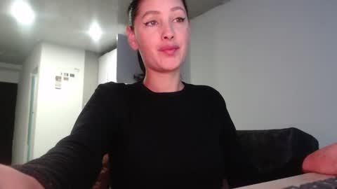 Snapshot of anasweet_69 chatting on January 23, 11:36 pm ANA online show from January 23, 11:36 pm