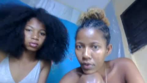 anathaliiie online show from July 25, 7:11 pm