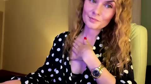 Ana online show from July 23, 11:35 pm