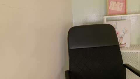 Kendra  online show from October 24, 10:22 am