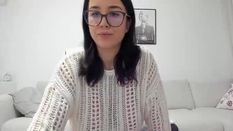 Snapshot of anayscaandy chatting on September 13, 3:17 am Andreea online show from September 13, 3:17 am