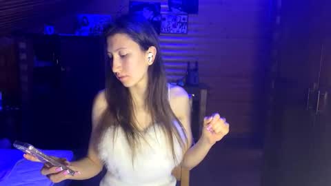 Ashley Cooper online show from November 5, 5:24 pm