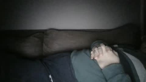 Snapshot of andellus chatting on February 8, 12:28 am andellus online show from February 8, 12:28 am