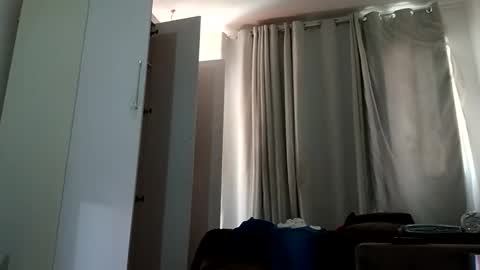 Snapshot of andemax chatting on January 19, 5:28 pm And 16.8 online show from January 19, 5:28 pm