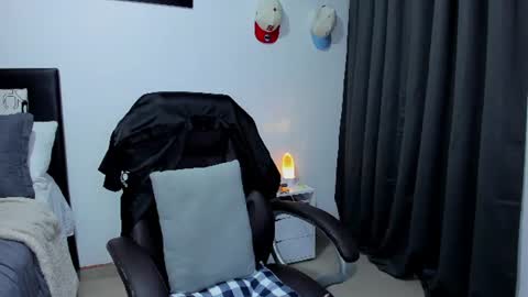 Snapshot of ander_012 chatting on June 23, 3:15 am Ander Arias online show from June 23, 3:15 am
