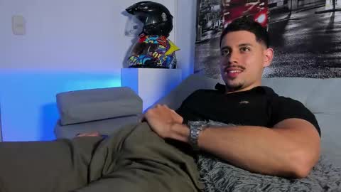 ANDER online show from December 3, 4:05 pm