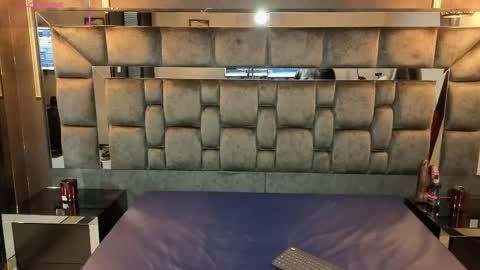 Snapshot of andiejones chatting on November 11, 12:38 pm andiejones online show from November 11, 12:38 pm