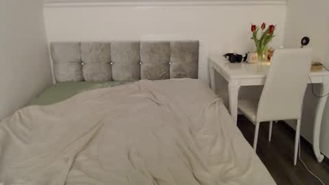 Andorphin online show from February 12, 9:10 pm