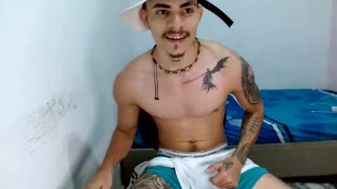 andr_093 online show from July 28, 7:59 am