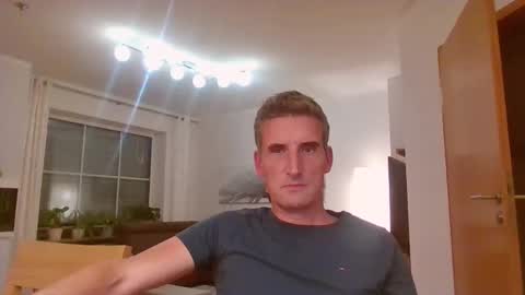 Snapshot of andre029 chatting on September 15, 7:58 pm Name online show from September 15, 7:58 pm