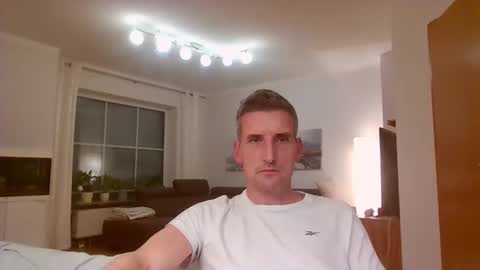 Snapshot of andre029 chatting on November 10, 8:41 pm Name online show from November 10, 8:41 pm