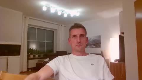Snapshot of andre029 chatting on November 16, 8:36 pm Name online show from November 16, 8:36 pm