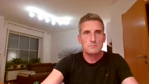 Snapshot of andre029 chatting on July 8, 7:29 pm Name online show from July 8, 7:29 pm