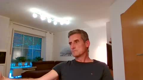 Snapshot of andre029 chatting on July 24, 4:05 pm Name online show from July 24, 4:05 pm