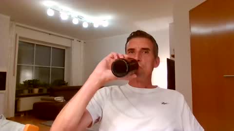 Snapshot of andre029 chatting on July 25, 7:33 pm Name online show from July 25, 7:33 pm