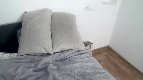 andre19466 online show from May 10, 1:33 am