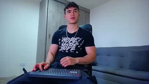 Andre Parker online show from June 18, 8:46 pm