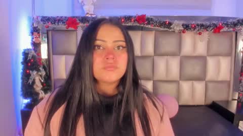 andrea_brunette_ online show from December 4, 4:00 am