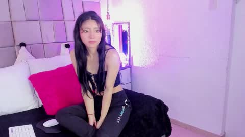 andrea_carocaro online show from March 14, 12:43 pm