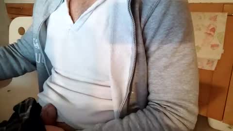 andrea_feetlover online show from November 10, 6:12 am