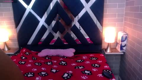 Snapshot of andrea_gill_ chatting on January 25, 6:46 pm Andres Gil online show from January 25, 6:46 pm