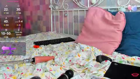 Snapshot of andrea_svel chatting on December 28, 3:26 am Andrea hereGMT7Mon Tue Wen ThFri Sat Su 0300am-0900am. online show from December 28, 3:26 am