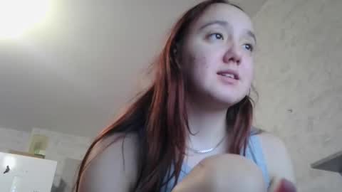 Snapshot of andrea_svel chatting on October 16, 1:34 pm Andrea hereGMT7Mon Tue Wen ThFri Sat Su 0300am-0900am. online show from October 16, 1:34 pm