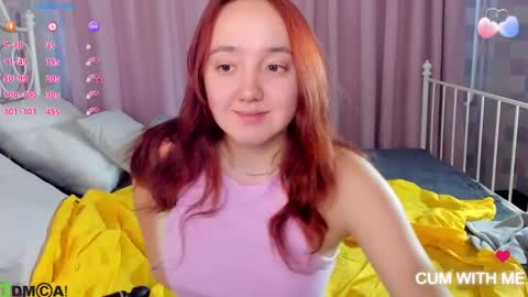 Snapshot of andrea_svel chatting on October 18, 8:04 am Andrea hereGMT7Mon Tue Wen ThFri Sat Su 0300am-0900am. online show from October 18, 8:04 am