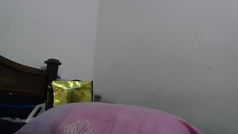 Snapshot of andrea_sweet8 chatting on December 18, 2:17 am andrea online show from December 18, 2:17 am