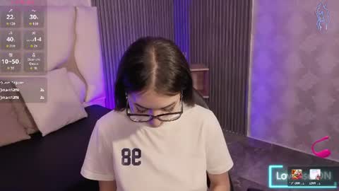 Snapshot of andrea_tay1 chatting on June 22, 7:22 pm andrea_tay1 online show from June 22, 7:22 pm