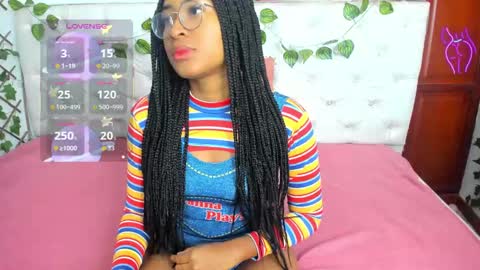 Naomi Andrea Daviss online show from October 18, 12:17 pm