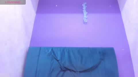 Snapshot of andrealopezaenmar chatting on May 22, 3:35 am andrealopezaenmar online show from May 22, 3:35 am