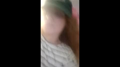 Snapshot of andreamartinssean2018 chatting on May 18, 5:08 pm andreamartinssean2018 online show from May 18, 5:08 pm