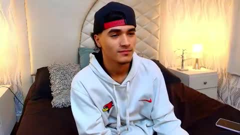 Andreao online show from July 31, 2:49 pm