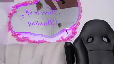 Andrea online show from January 30, 1:21 pm