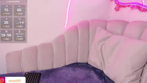 Andrea online show from February 10, 8:10 pm