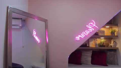 Andre Castaneda online show from November 15, 11:29 am