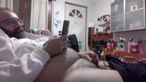 Snapshot of andrecool979 chatting on February 17, 8:59 pm Andre online show from February 17, 8:59 pm