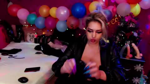 Snapshot of andreeajj chatting on January 5, 8:21 pm andreeajj online show from January 5, 8:21 pm