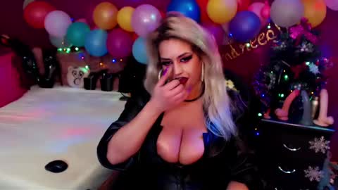 Snapshot of andreeajj chatting on January 5, 11:33 pm andreeajj online show from January 5, 11:33 pm