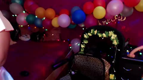 Snapshot of andreeajj chatting on February 6, 5:19 pm andreeajj online show from February 6, 5:19 pm