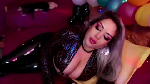 Snapshot of andreeajj chatting on February 9, 6:47 pm andreeajj online show from February 9, 6:47 pm