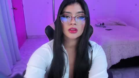 ig  online show from May 1, 7:35 am