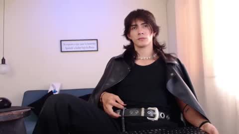 Snapshot of andreey50 chatting on December 9, 8:12 pm Andrey online show from December 9, 8:12 pm