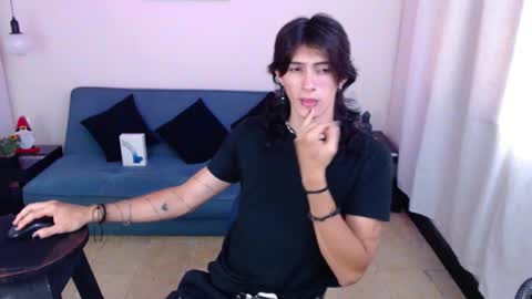 Snapshot of andreey50 chatting on December 13, 8:26 pm Andrey online show from December 13, 8:26 pm